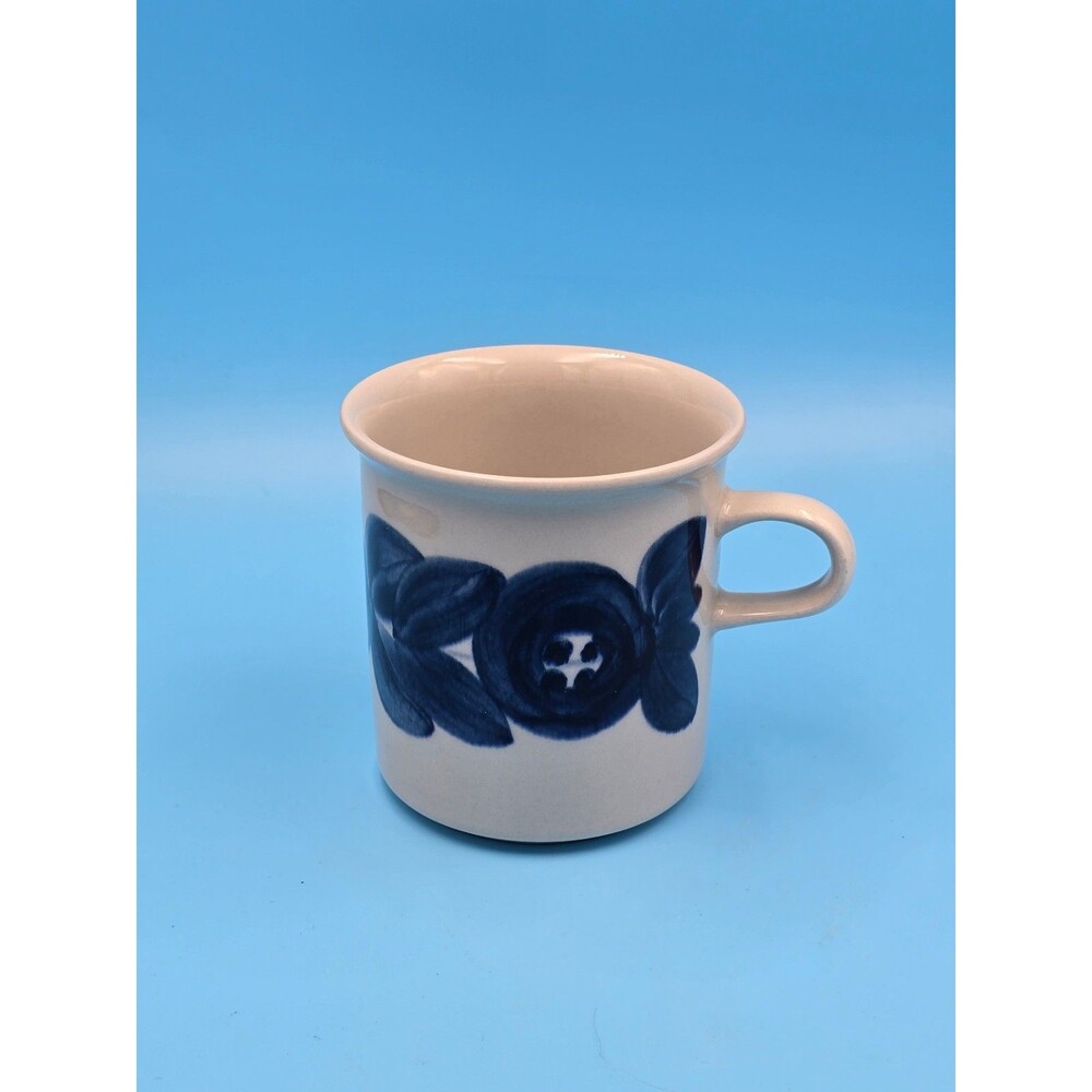 • Arabia Finland ANEMONE Mug (1969) Hand-Painted Cobalt Blue Ulla Procopé Vintag